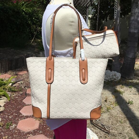 BRAND NEW FASHION WOMEN SHOULDER BAG SET WITH WRISTLET - Picture 1 of 11